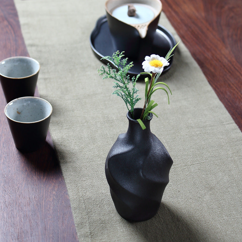 Ceramic vase simulating dry flower vase - Quirky Cozy